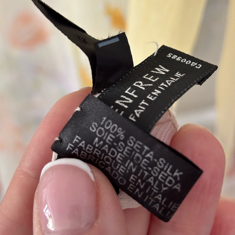Holt Renfrew SILK Scarf - Picture 6 of 6